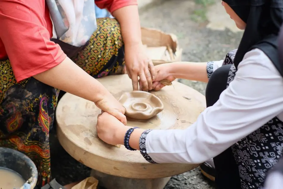 Workshop Kreatif di Pulau Buru